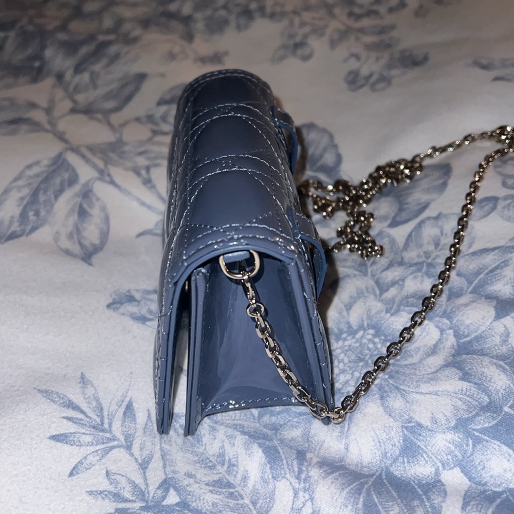Patent leather Pouch/Belt Bag - Picture 4 of 6